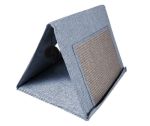 Domek trójkątny dla kota 42x32x31cm z drapakiem jodełka